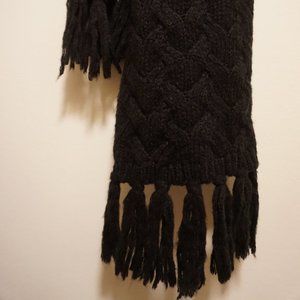 GAP Oversized Chunky Knit Scarf